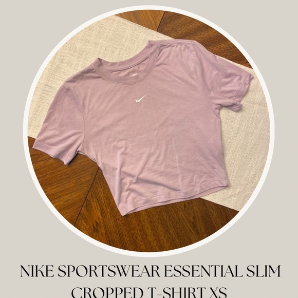Nike Sportswear Essential Slim 
Cropped T-Shirt XS - Picture 1 of 4